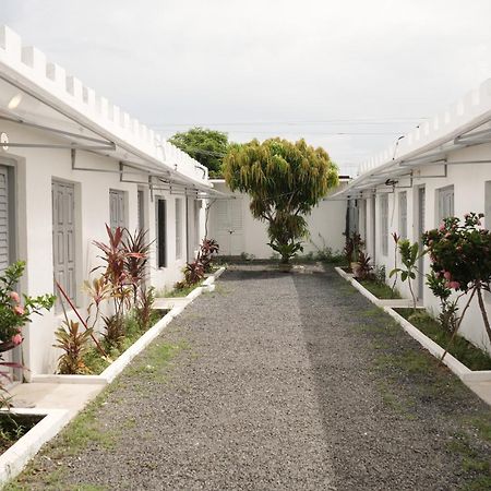 Le Epic Resort Virāmpattinam Exteriör bild