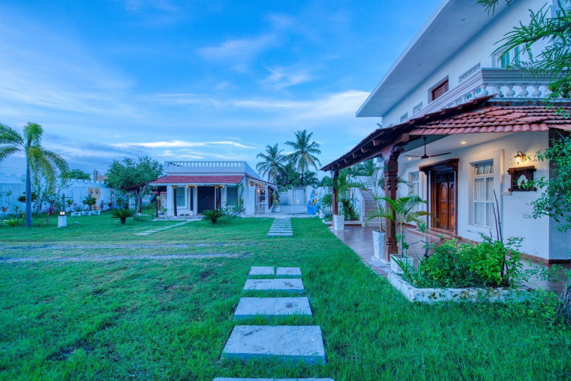Le Epic Resort Virāmpattinam Exteriör bild